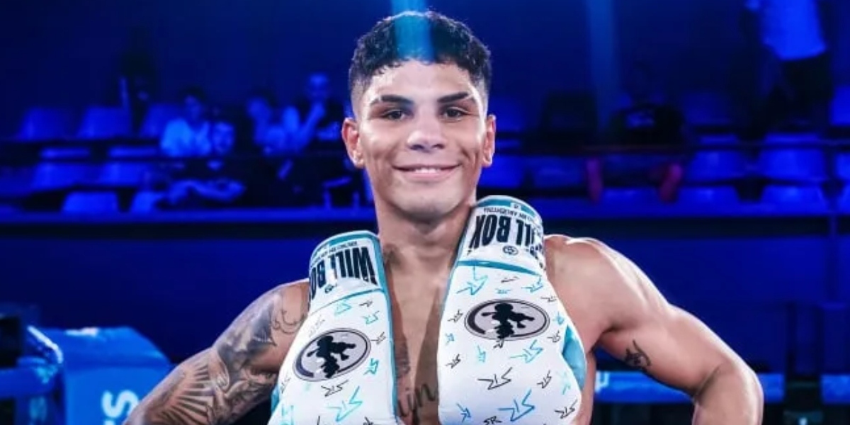 CONTUNDENTE VICTORIA DE SANSÓN ROSA, Y SIGUE SIENDO EL CAMPEÓN LATINO OMB