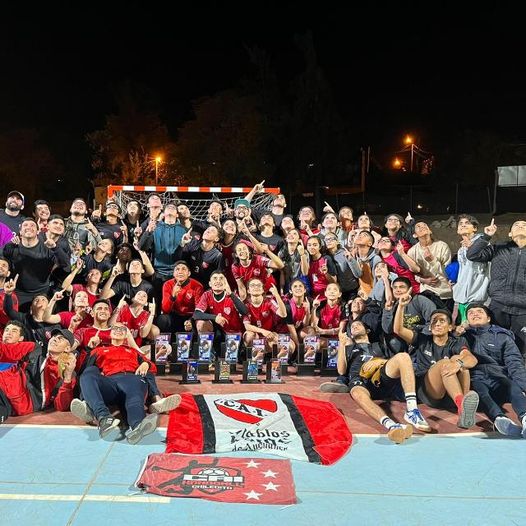 EL HANDBALL DEL CLUB INDEPENDIENTE CIERRA EL AÑO CON CENA Y ENTREGA DE RECONOCIMIENTOS