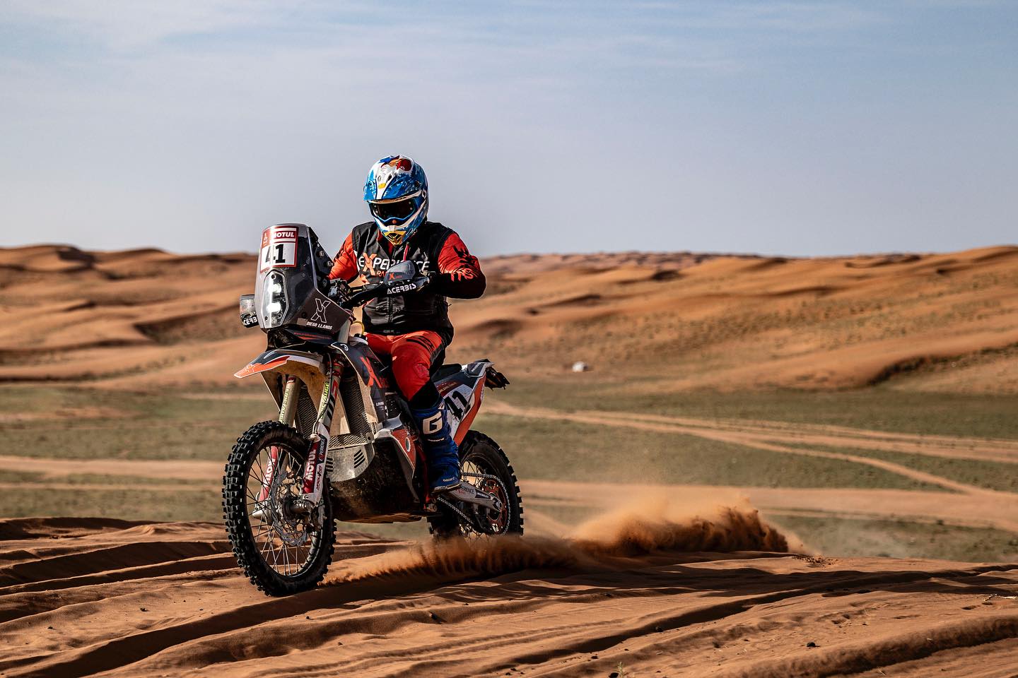 DAKAR – ETAPA ONCE: DIEGO LLANOS FUE 13° EN LA ETAPA, Y ESCALA EN LA GENERAL, A UN DÍA DEL FINAL