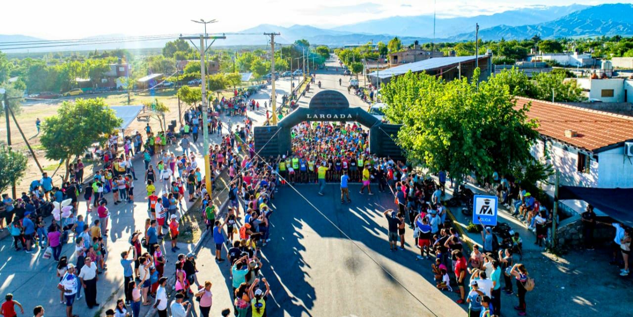 CON 220 INSCRIPTOS SE CORRE EL MEDIA MARATÓN “ANIVERSARIO DE CHILECITO”