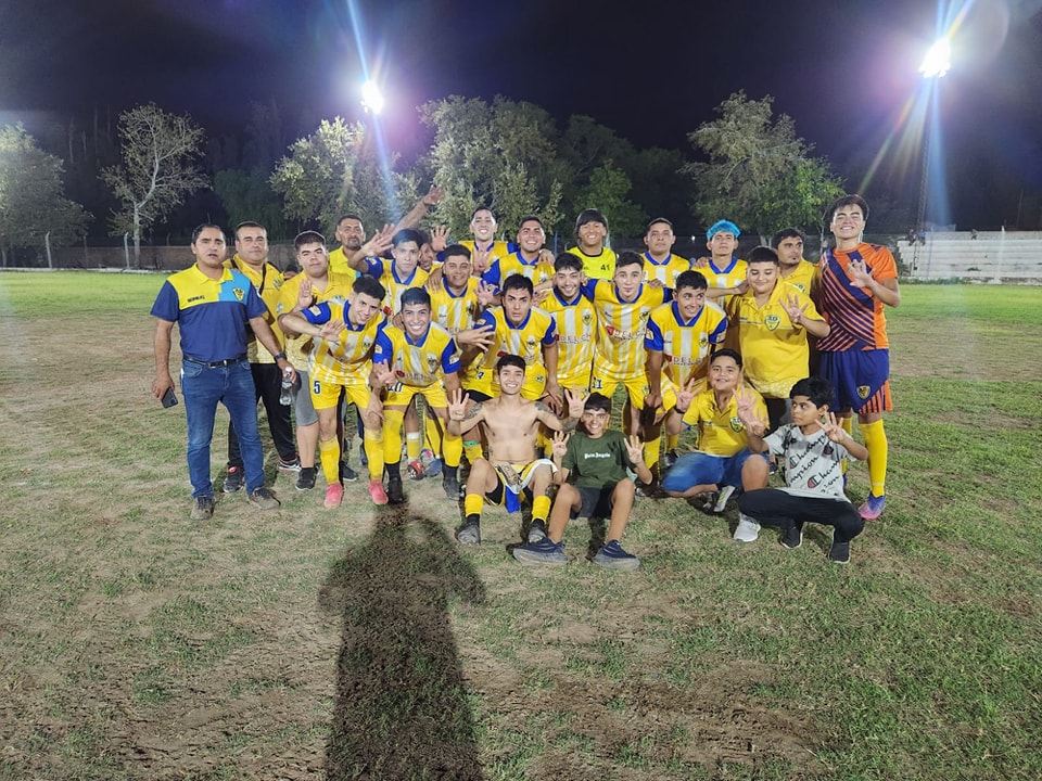 FÚTBOL DE NONOGASTA: AMIGOS DEL DEPORTE GOLEÓ, Y SE APODERÓ DE LA ZONA “A” 