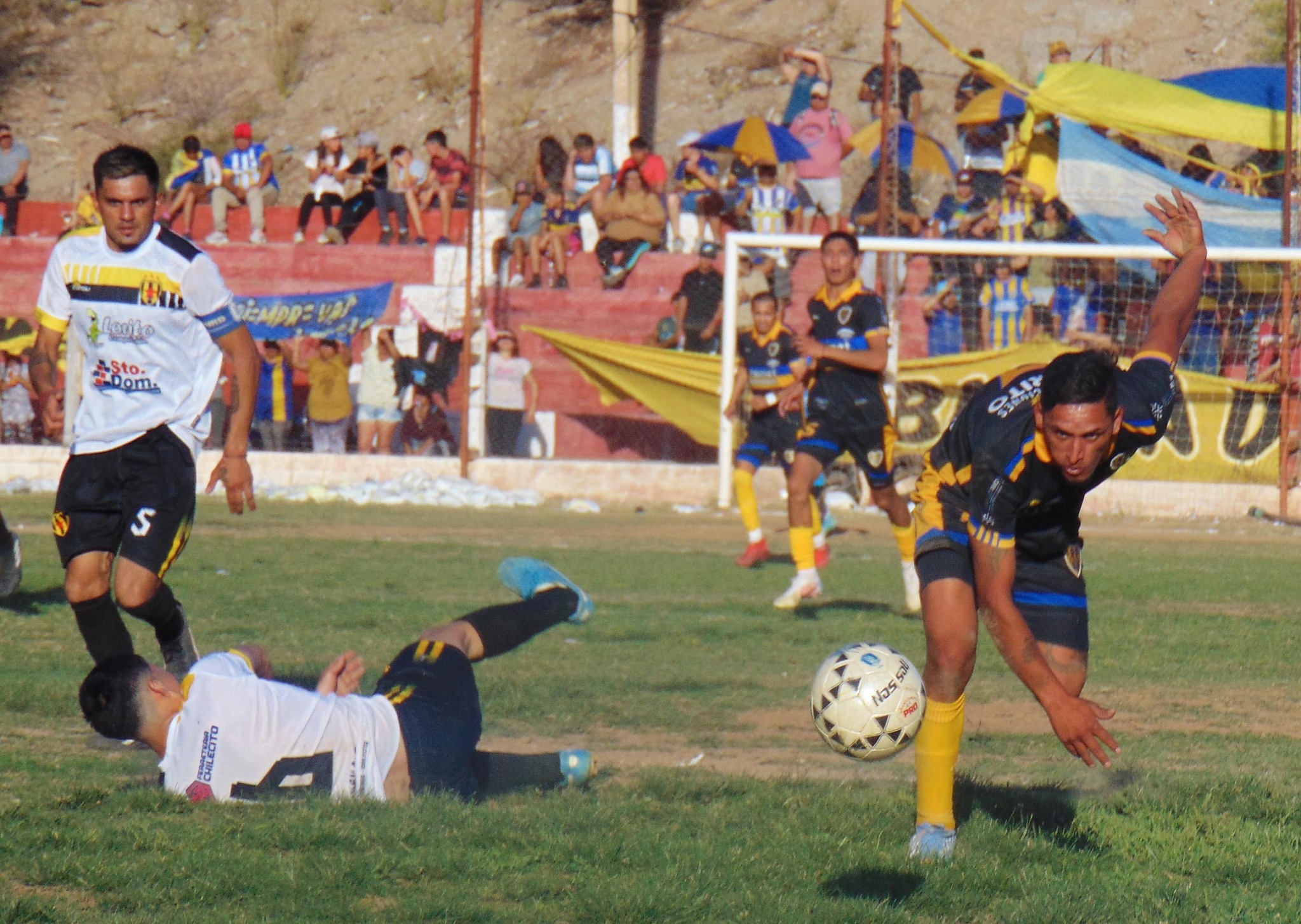 FÚTBOL PROVINCIAL: DEFENSORES Y ESTRELLA JUGARÁN ANTE EQUIPOS DEL OESTE RIOJANO EN PRIMERA FASE