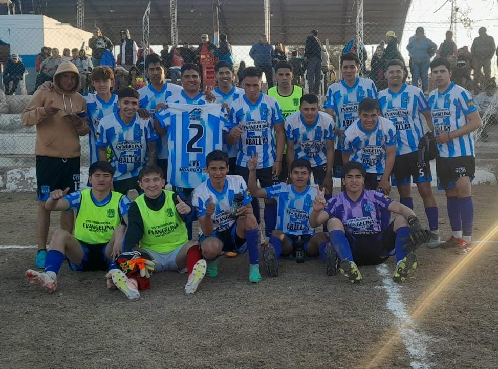 FÚTBOL: EL CLUB J.V.GONZÁLEZ JUGARÁ EL TORNEO REGIONAL AMATEURS 2024