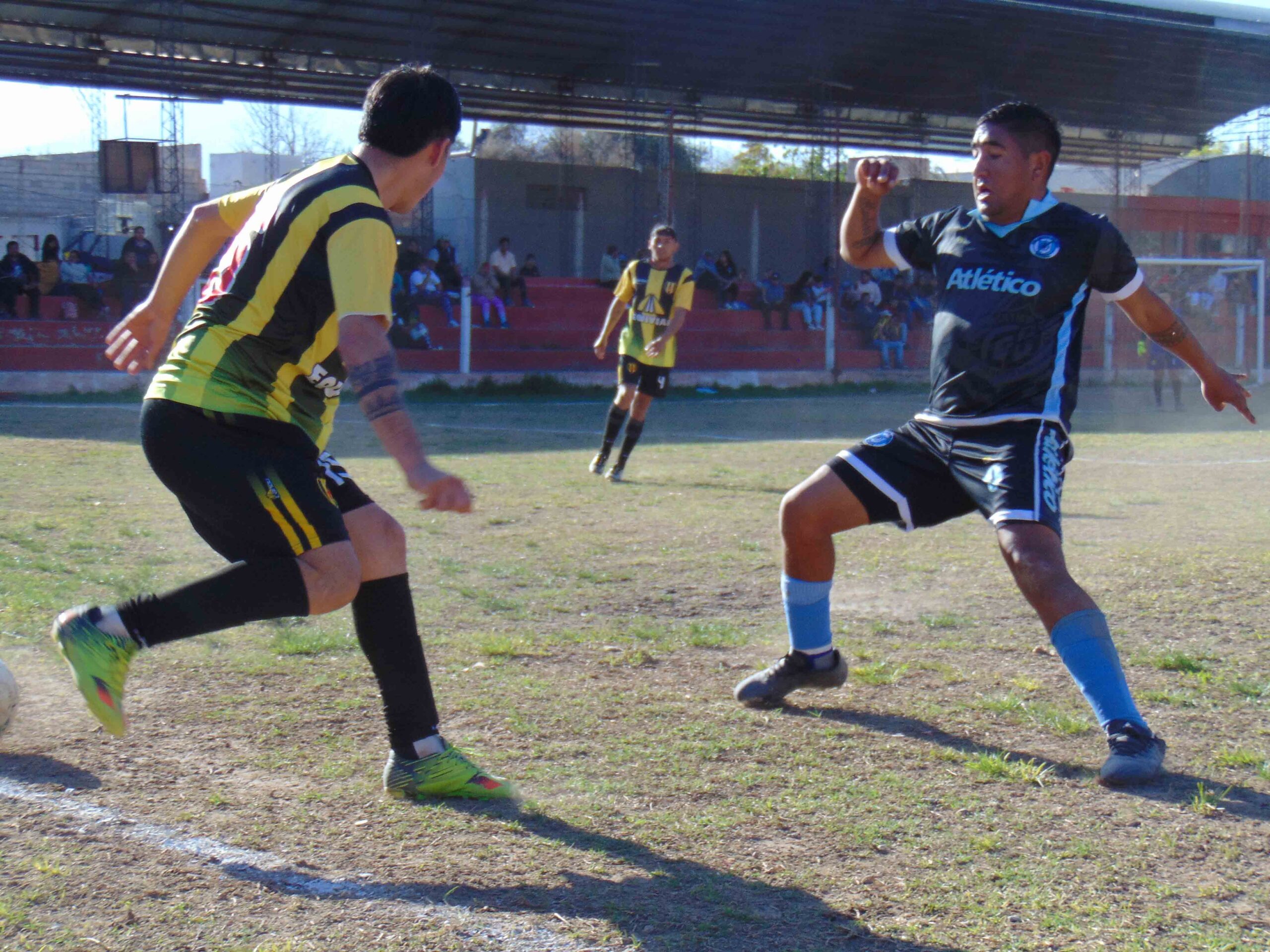 FÚTBOL – 17º FECHA: ATLÉTICO LO JUGÓ COMO UNA FINAL, Y “DESPACHÓ” A ESTRELLA