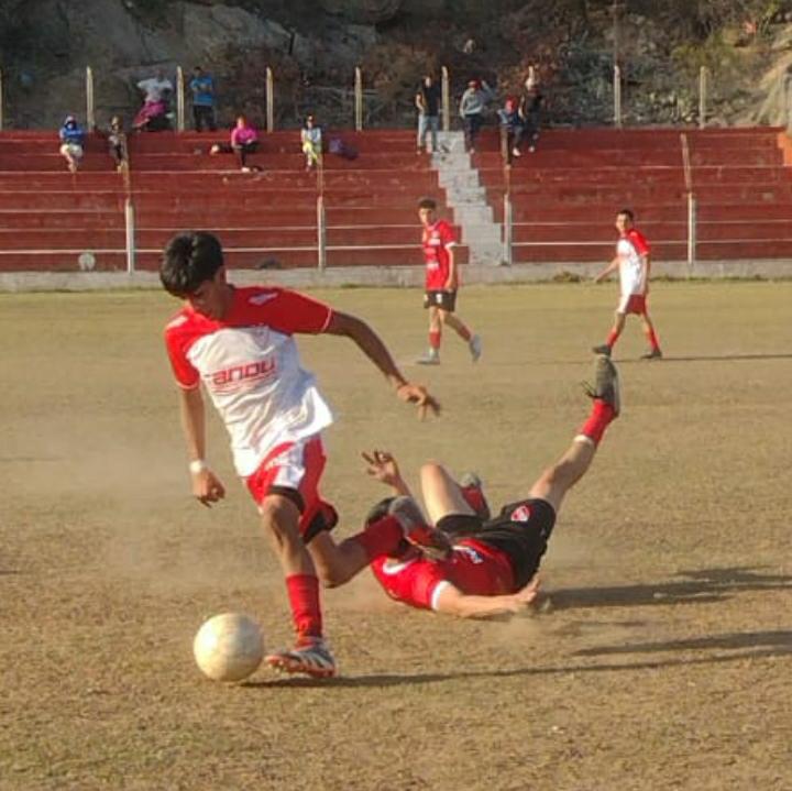 FÚTBOL – 17º FECHA: POR CUMPLIR, UNIÓN SE IMPUSO EN CANCHA DEL ROJO