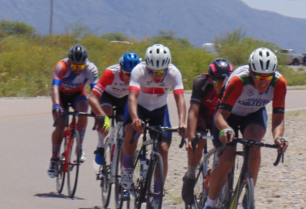 EL DOMINGO, CICLISMO EN LOS CAMINOS DE LA PRODUCCIÓN