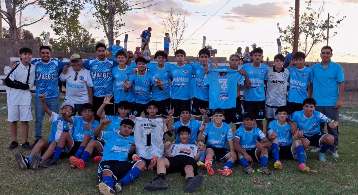 FÚTBOL SUB.16: POR PENALES, ATLÉTICO GANÓ EN VILLA UNIÓN Y AVANZA EN EL PROVINCIAL