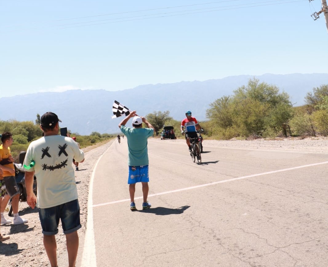 CICLISMO: JOSÉ LUIS TEJADA, EL GANADOR DEL ENTRENAMIENTO COMPETITIVO