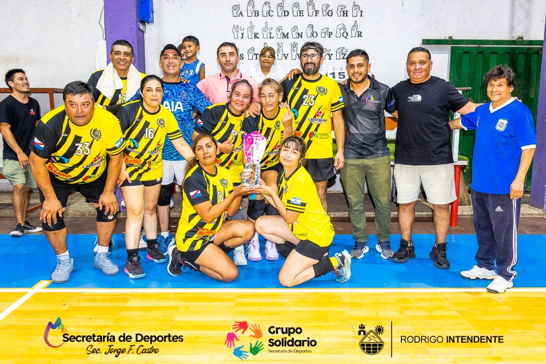 NEWCOM – COPA CIUDAD DE CHILECITO: LOS MIKILOS EN +50 Y LA JUNTADA EN +40 LOS CAMPEONES