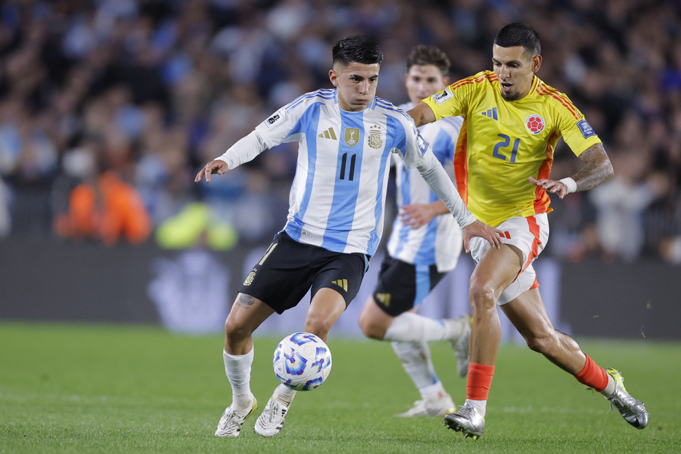 LA SELECCIÓN RESCATÓ UN EMPATE ANTE COLOMBIA