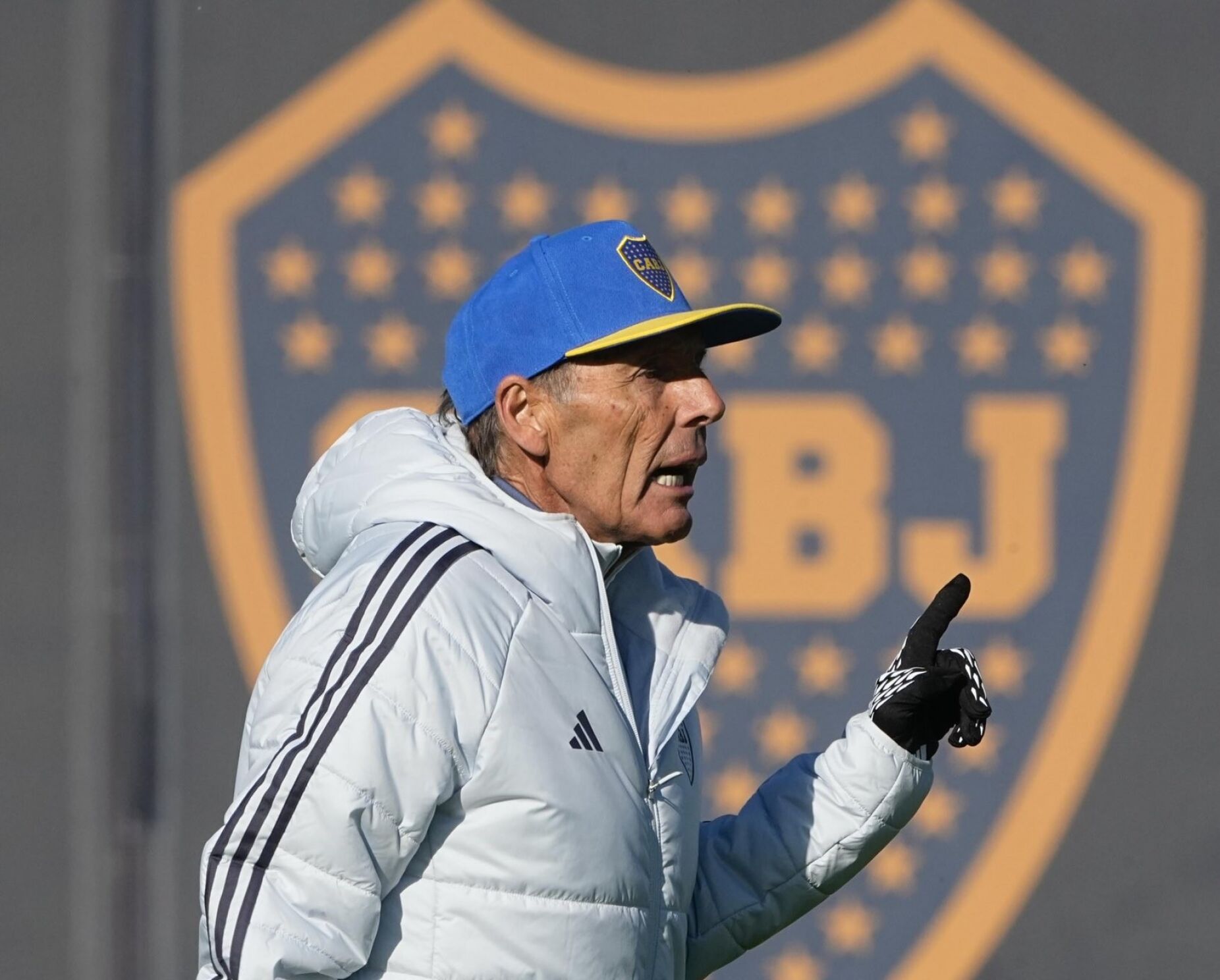 BOCA: LOS PRIMEROS “BORRADOS” POR RUSSO