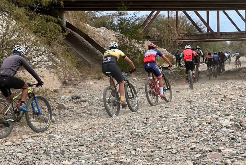 MOUNTAIN BIKE: EMILIANO BRUNA GANADOR DE LA PRIMERA DEL REGIONAL EN CHILECITO