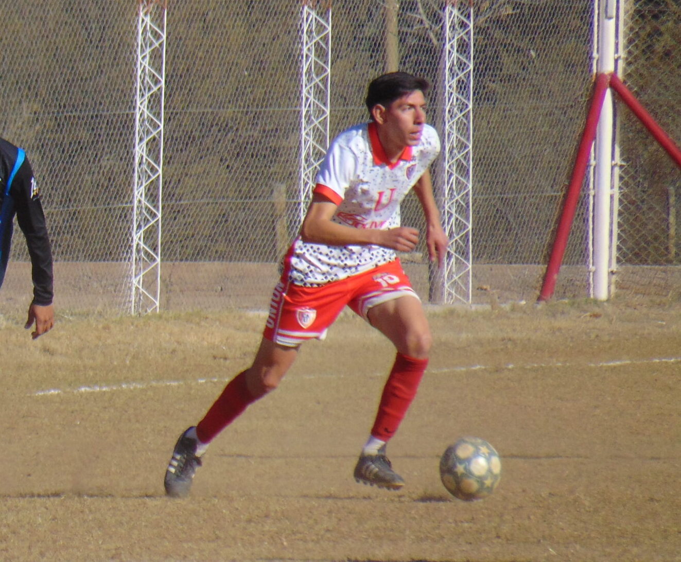 FÚTBOL LIGA – 12º FECHA: UNIÓN Y LOS CHUYOS, IGUALDAD QUE NO LES SIRVE
