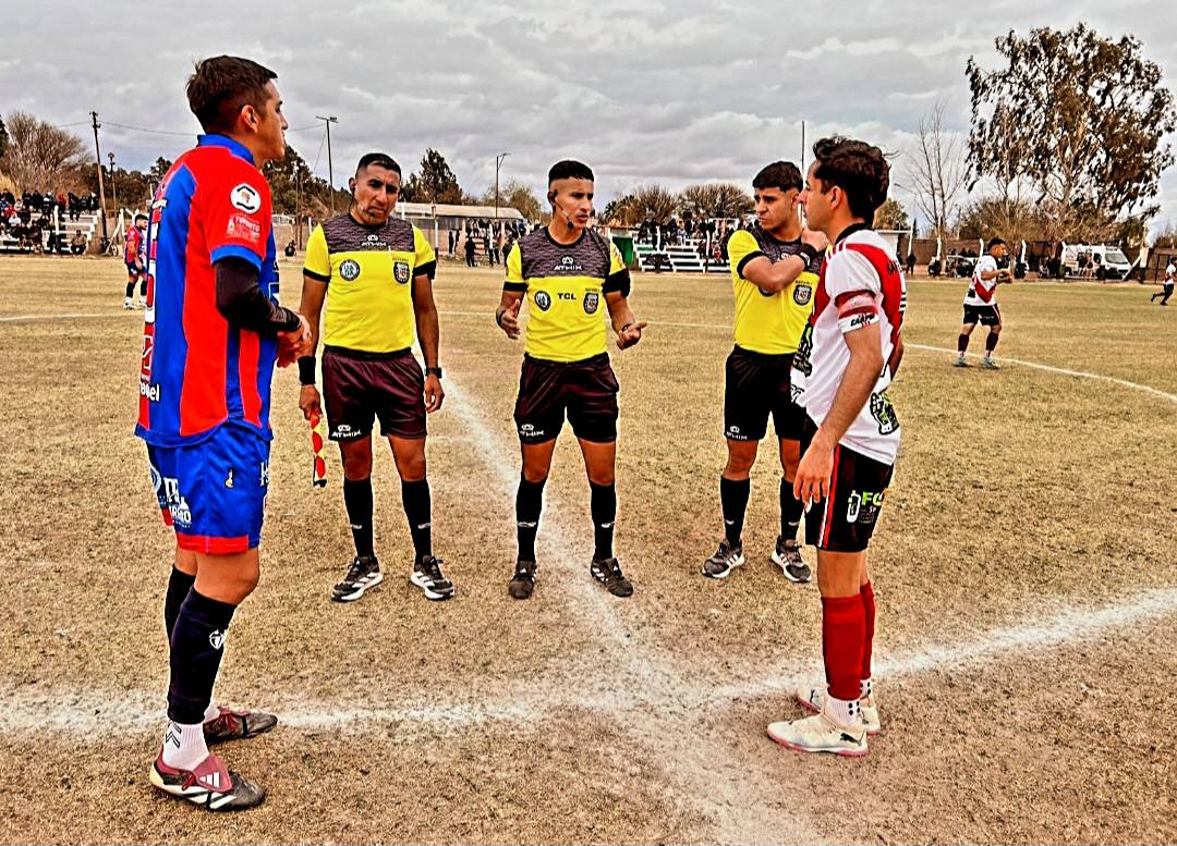 FÚTBOL DEL OESTE RIOJANO: EMPATE DEL LÍDER JUVENTUD