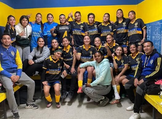 FÚTBOL FEMENINO: DEFENSORES GOLEÓ Y SE LLEVÓ LA ZONA “A”