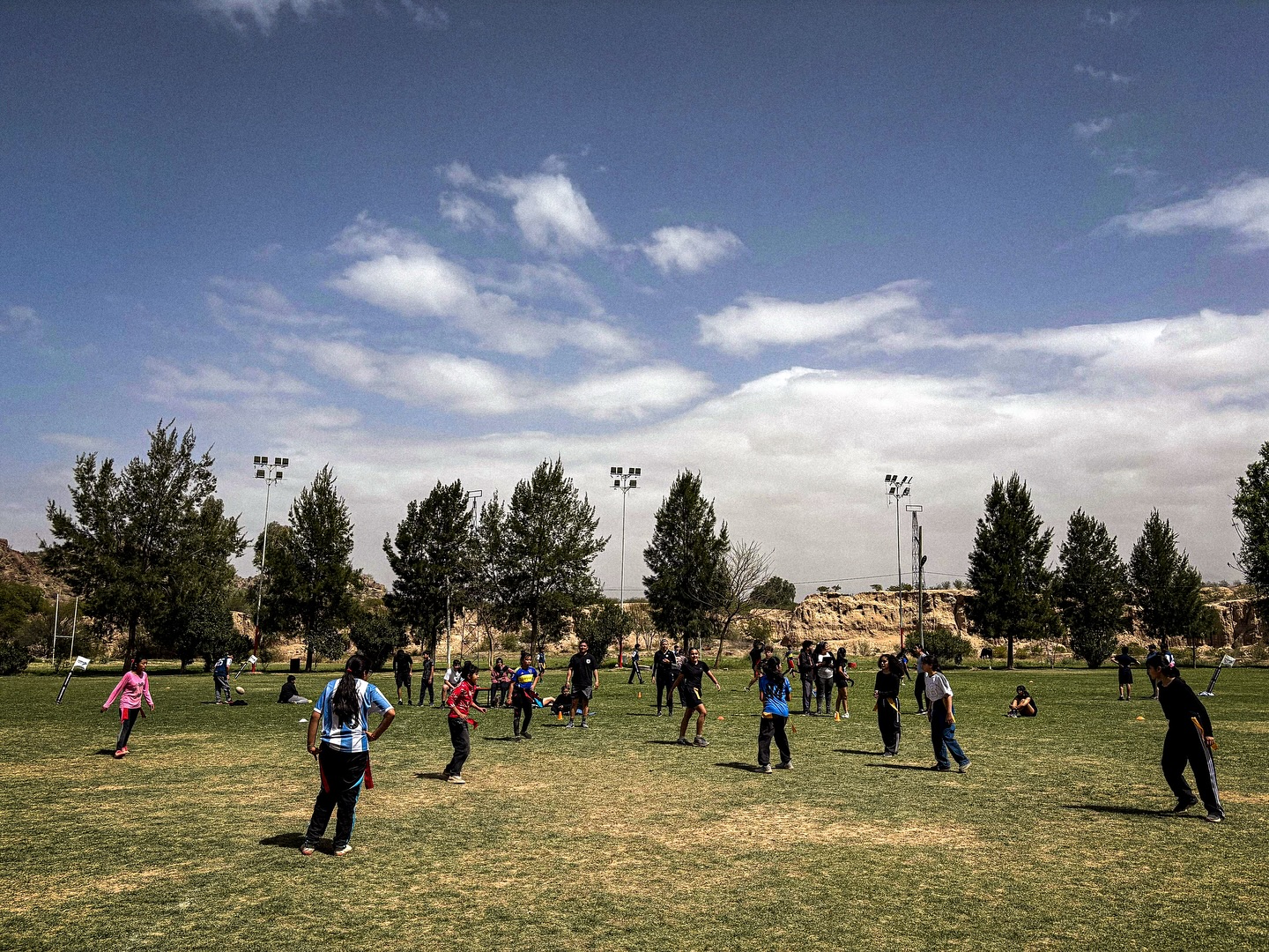 EXITOSA JORNADA DEL “RUGBY TAG” EN EL NEVADO R.C