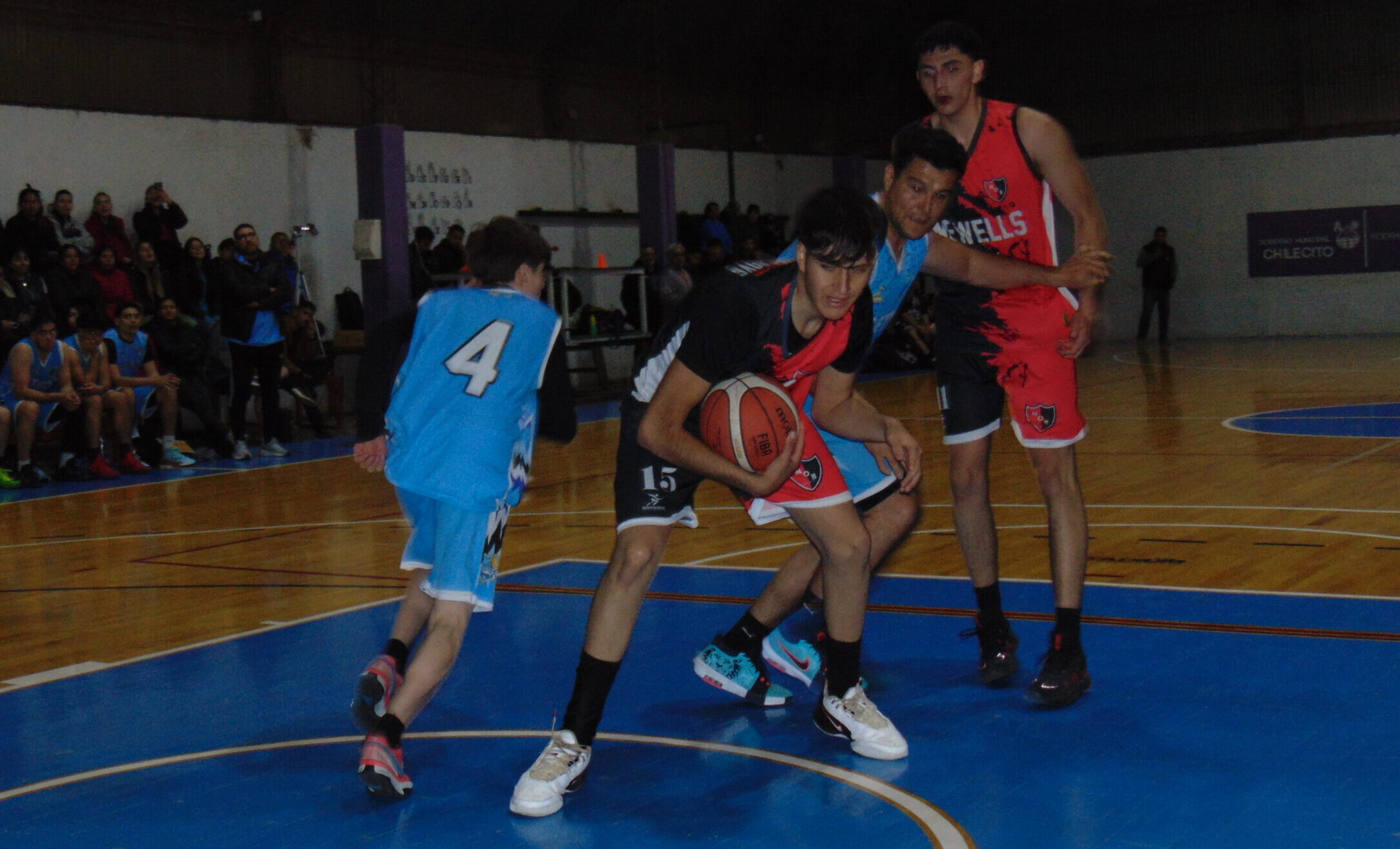 BÁSQUET CHILECITEÑO PARA EL VIERNES EN EL POLIDEPORTIVO