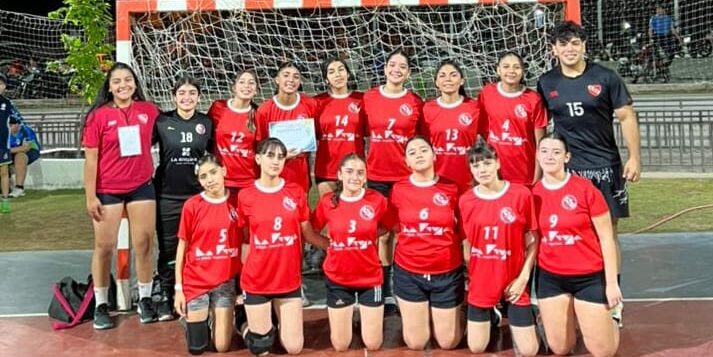 HANDBALL: ESTRENO GANADOR DE LAS LAS “DIABLITAS” DE CHILECITO  EN EL TORNEO NACIONAL SUB. 14