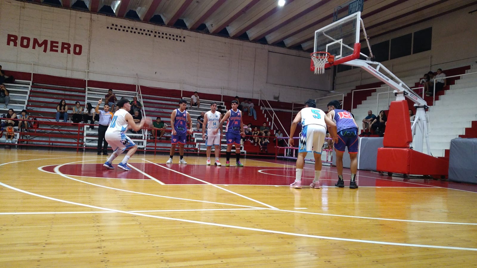 BÁSQUET – PRE FEDERAL: EL CELESTE GANÓ EN LA RIOJA ANTE INDEPENDIENTE