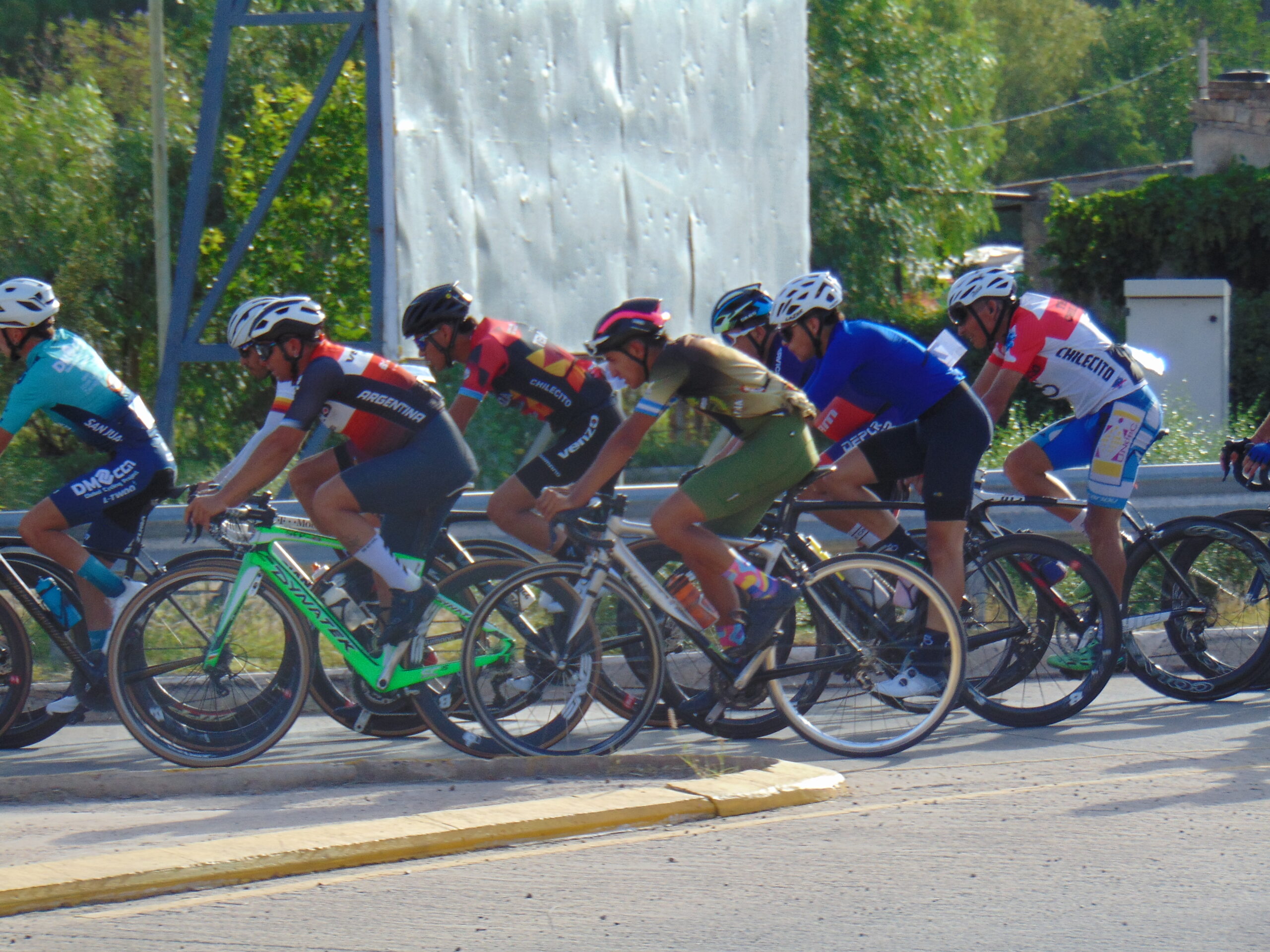 CICLISMO: SE CORRE EL GP CRISTO DEL PORTEZUELO