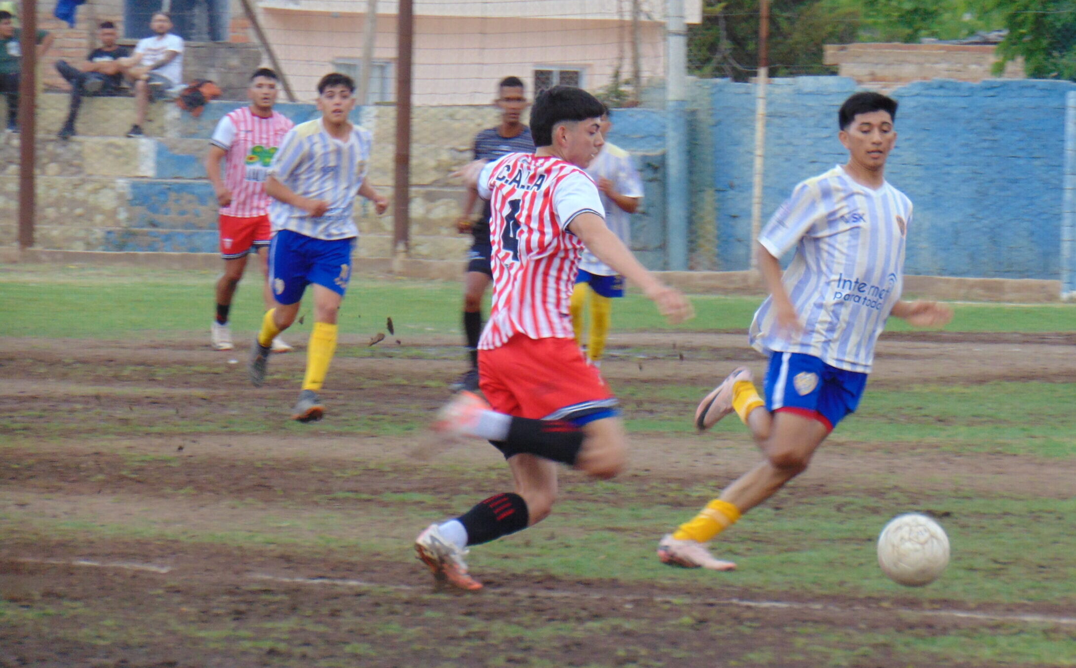 FÚTBOL FEDERAL: EN EL DEBUT, LOS ANDES FESTEJÓ ANTE DEFENSORES