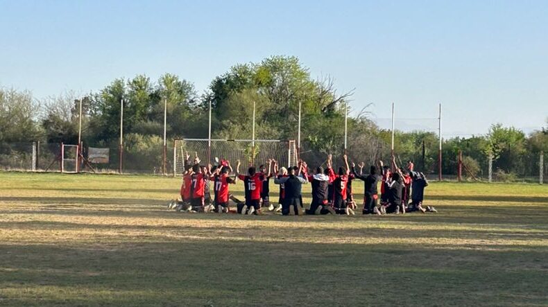 FÚTBOL – 18º FECHA: TRIUNFAZO DEL ROJINEGRO DE SAÑOGASTA EN MALLIGASTA, Y SE METIÓ EN LIGUILLA