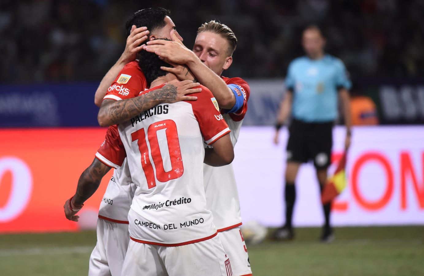 ENTRE LOS “FANTASMAS” DE AFA, ESTUDIANTES GANÓ EN SANTIAGO DEL ESTERO, Y ESTÁ EN SEMIFINALES