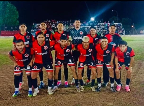 FÚTBOL LIGA: NEWELL´S DE SAÑOGASTA GANÓ POR PENALES EN NONOGASTA Y PASÓ A SEMIFINALES