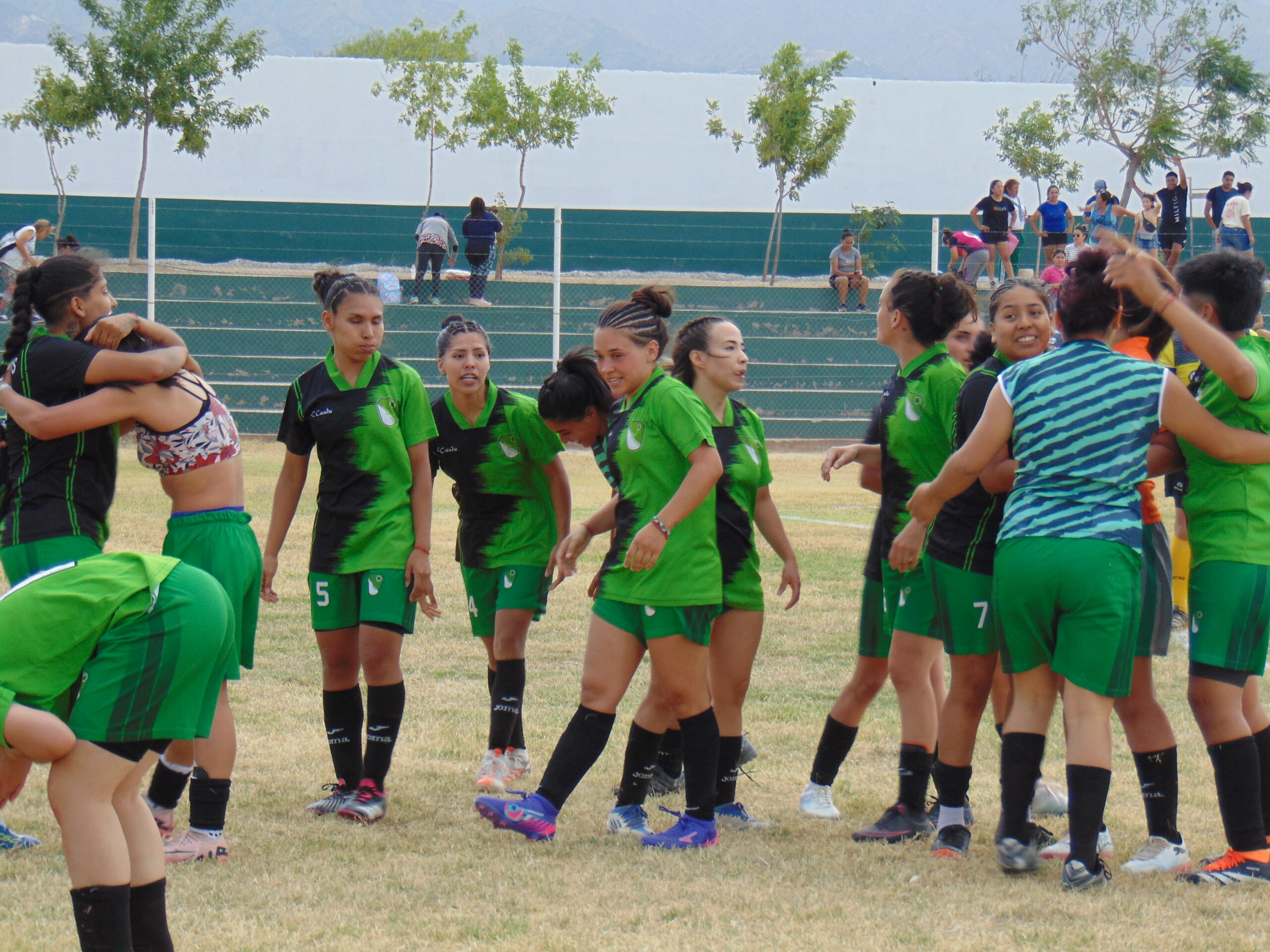 FÚTBOL FEMENINO DE LA LIGA: LAS CHICAS DE LOS CHUYOS GANARON POR PENALES LA LIGUILLA, Y DISPUTARÁN LAS FINALES ANTE NEWELL´S