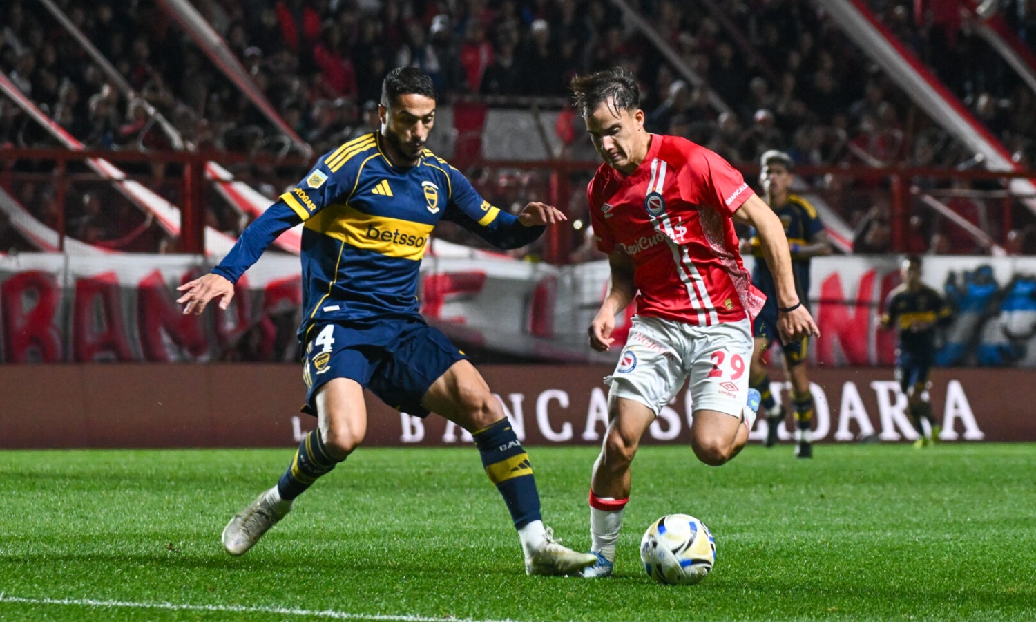 BOCA RECIBE A ARGENTINOS, POR UN LUGAR EN LA SEMI DEL CLAUSURA