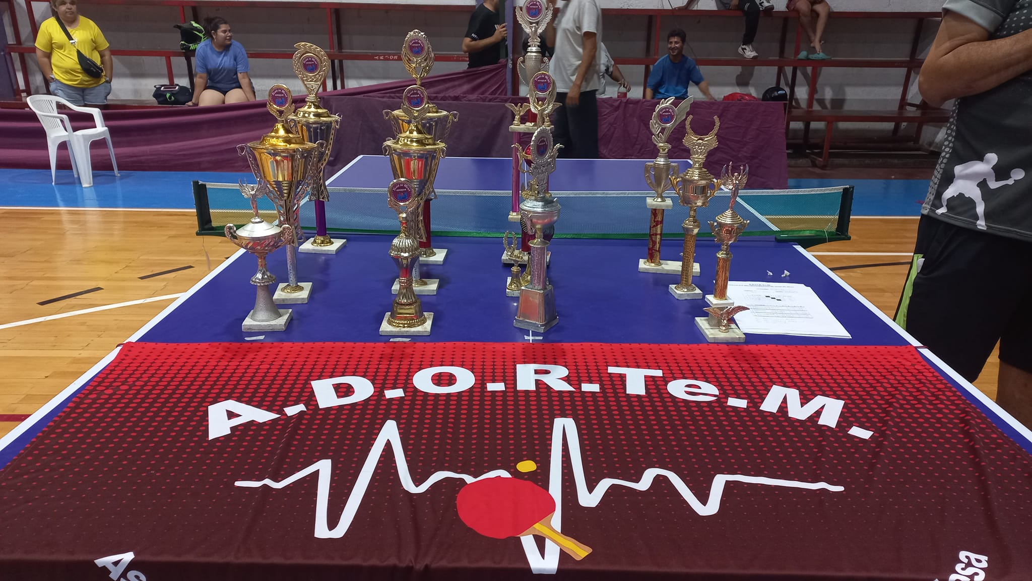 TENIS DE MESA: ADORTEM CORONÓ A LOS CAMPEONES DEL CLAUSURA