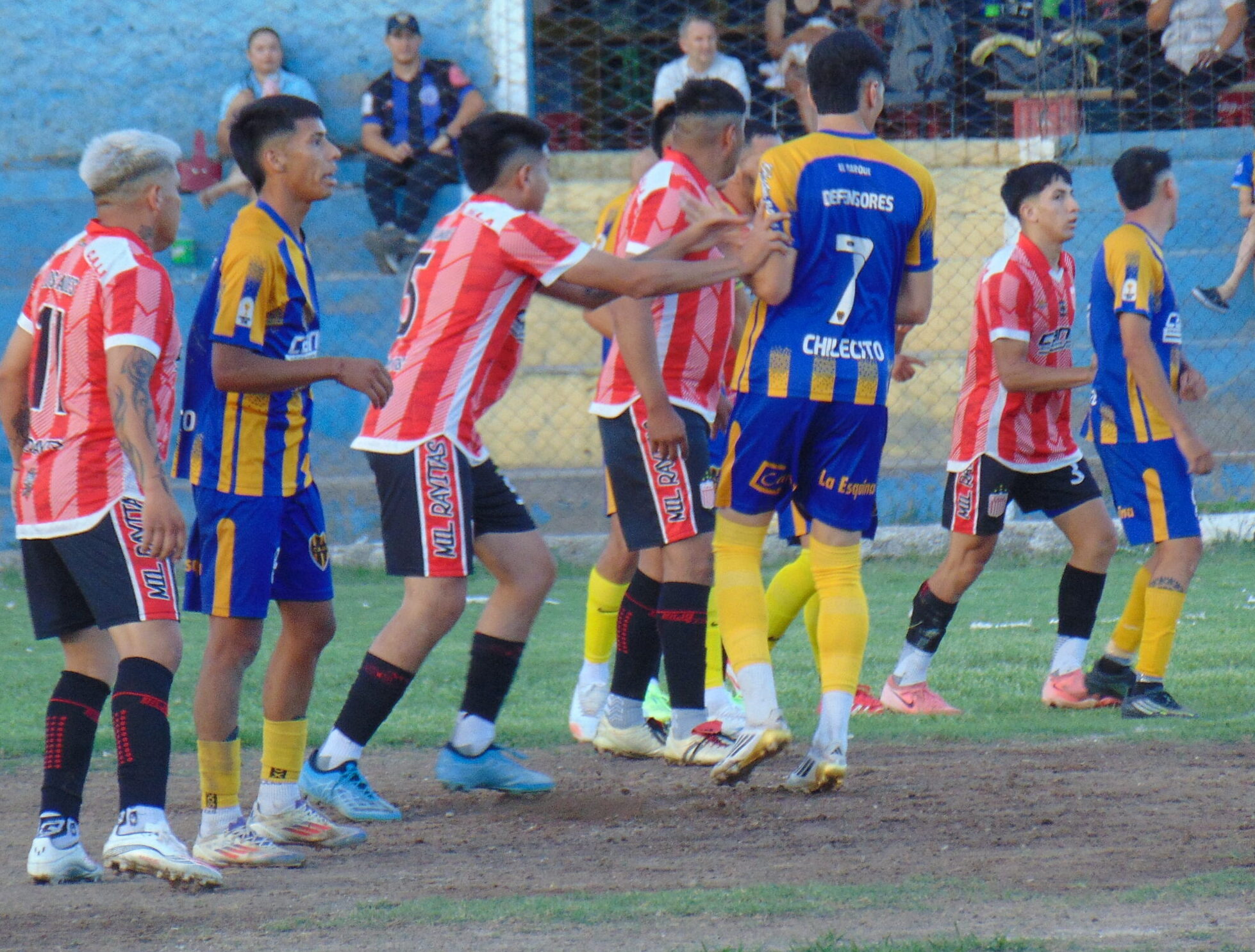 FÚTBOL:  LOS ANDES – DEFENSORES, ANIMAN EN LOS SARMIENTOS LA “PRIMERA” FINAL