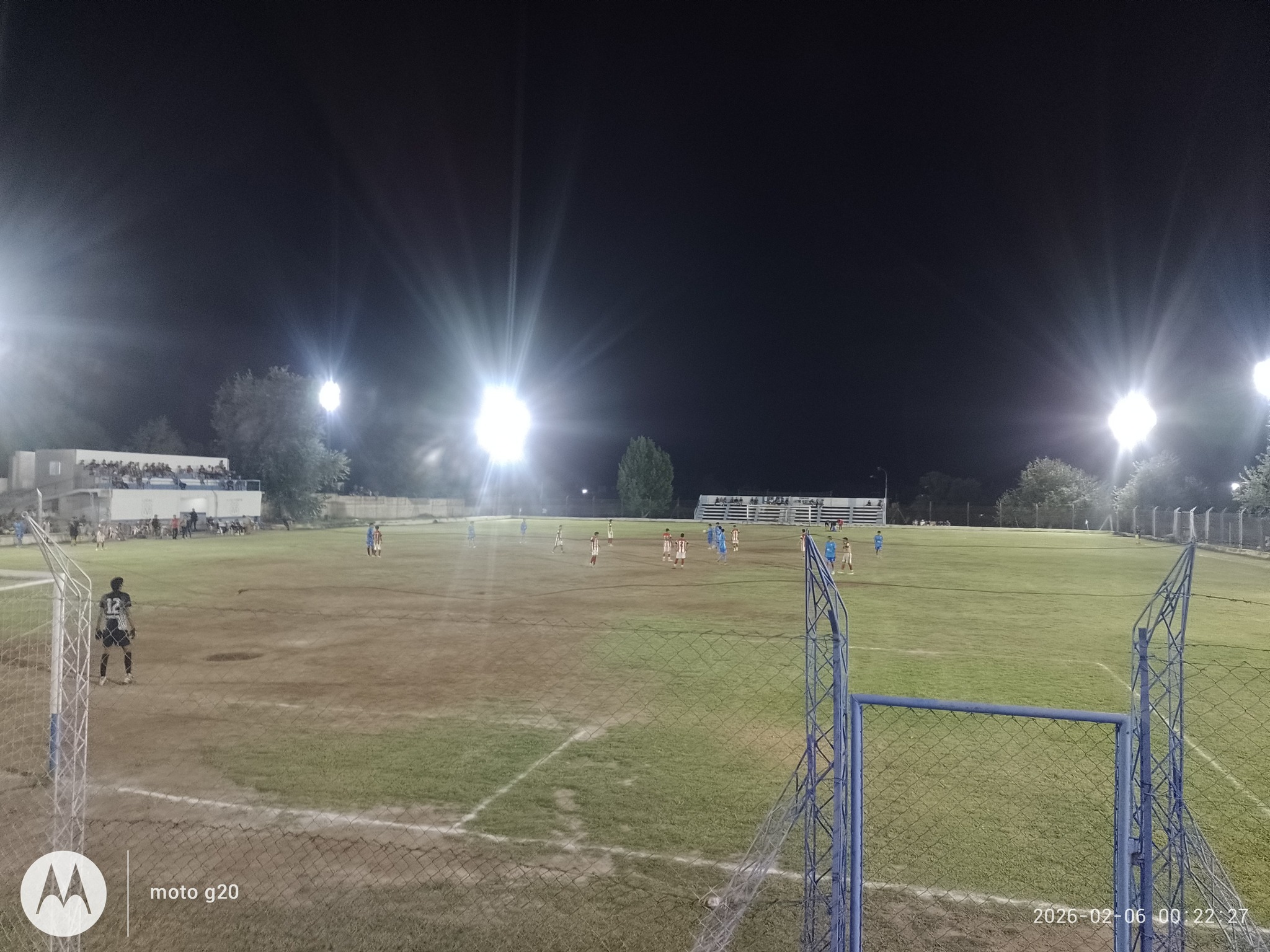 FÚTBOL DE NONOGASTA: GOLEADAS  DE LOS PUNTEROS SAN VICENTE Y AMIGOS DEL DEPORTE