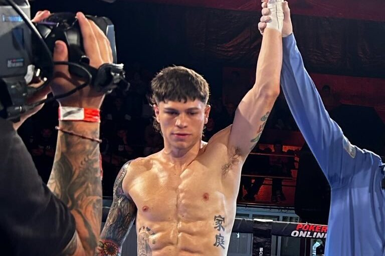 BOXEO PROFESIONAL: PREPARATIVOS DEL “BEBÉ” POZO PARA EL COMBATE DEL VIERNES