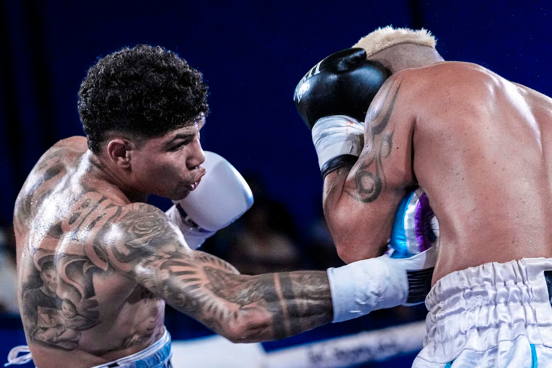 EN LOS PUNTOS, “SANSÓN” ROSA SE CORONÓ NUEVO CAMPEÓN SUDAMERICANO WELTER