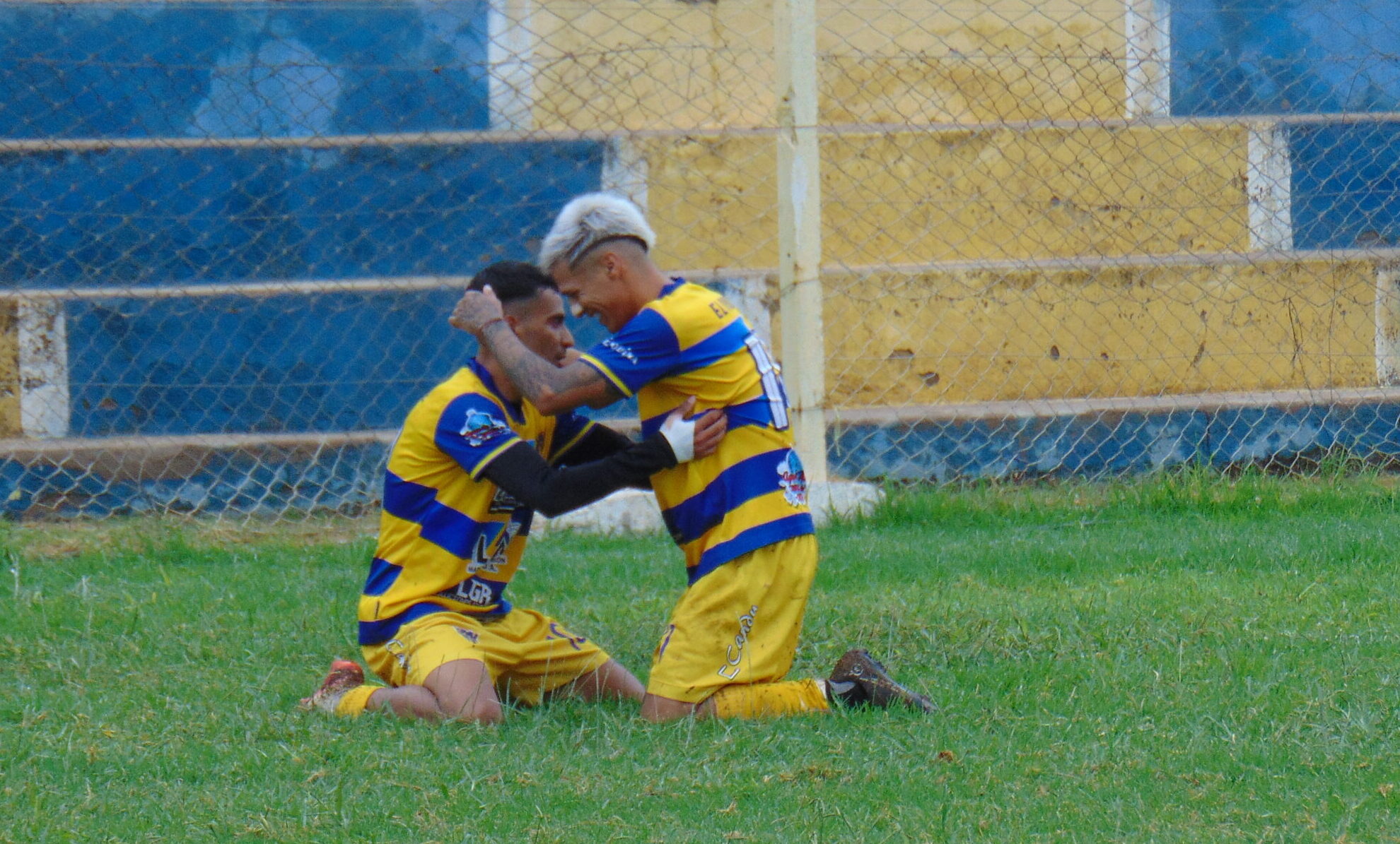 FÚTBOL PROVINCIAL: DEFE DERROTÓ AL LÍDER MALANZÁN, Y SE METE EN ZONA DE CLASIFICACIÓN