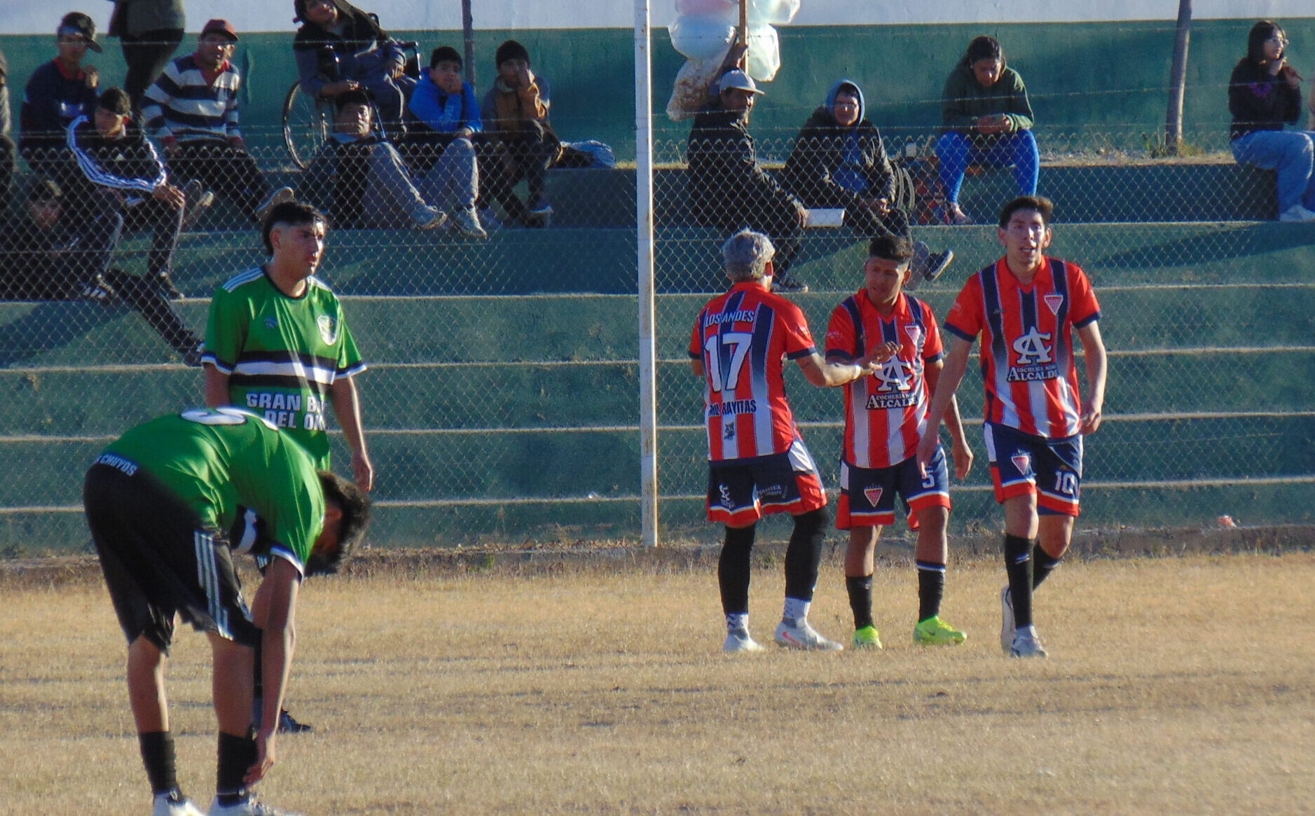 FÚTBOL LIGA – 4º FCHA:  CON LA VUELTA GOLEADORA DEL “COREANO” PÁEZ, LOS ANDES APLASTÓ A LOS CHUYOS