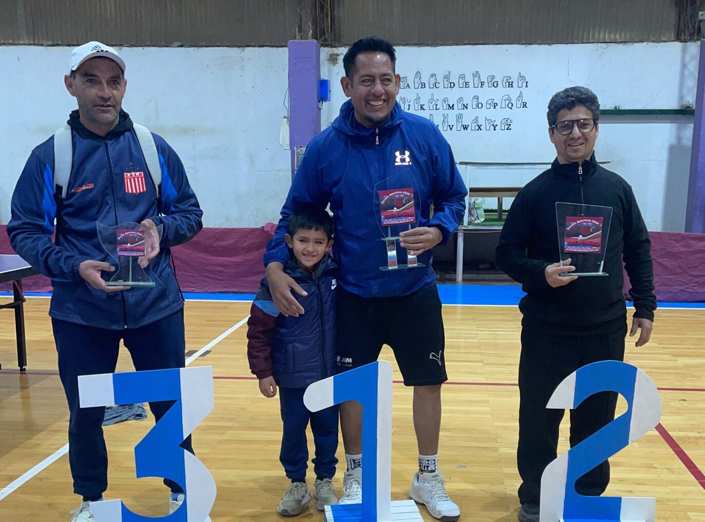 TENIS DE MESA: ADORTEM CORONÓ A LOS CAMPEONES DEL APERTURA 2026