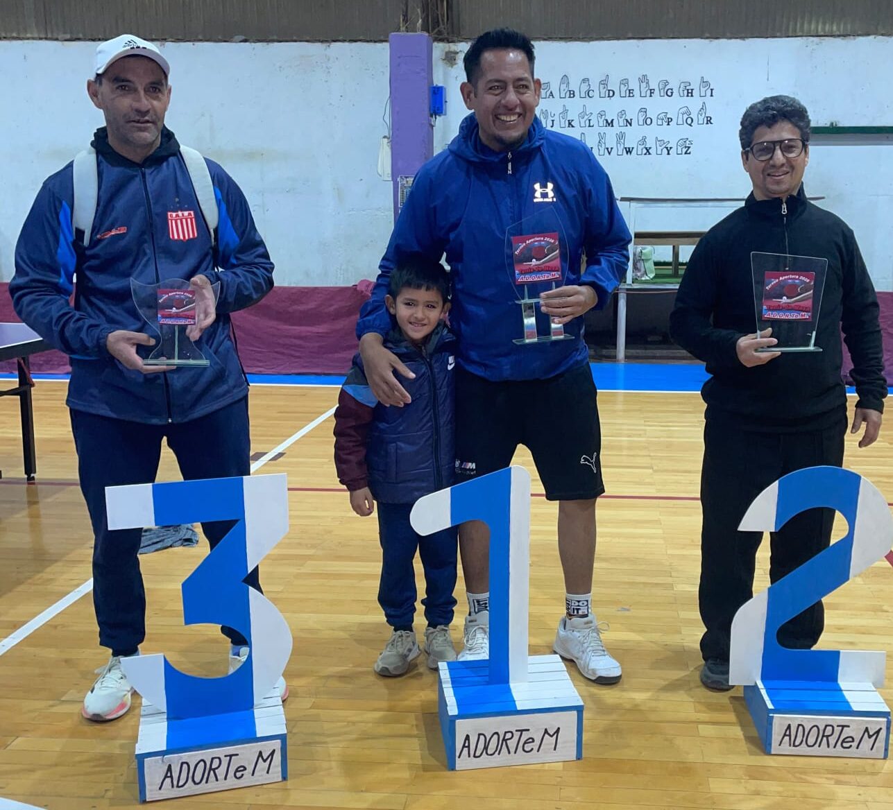 TENIS DE MESA: ADORTEM CORONÓ A LOS CAMPEONES DEL APERTURA 2026