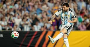 ARGENTINA GOLEÓ A ISLANDIA, Y SE ALISTA PARA EL DEBUT MUNDIALISTA