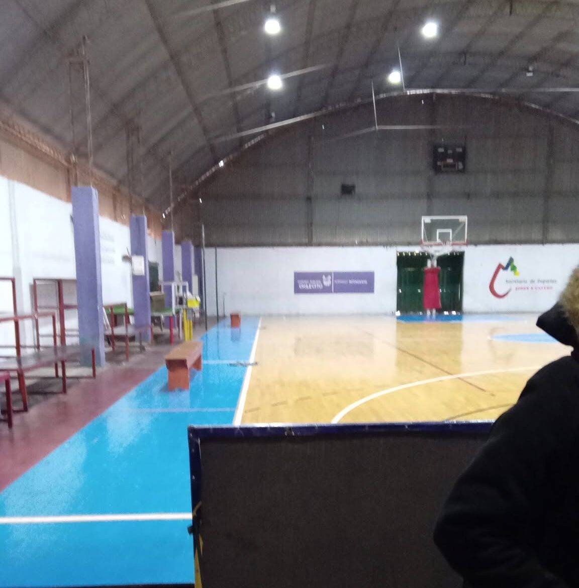 BÁSQUET CHILECITEÑO: SE COMPLETA LA PRIMERA FECHA EN EL POLIDEPORITVO