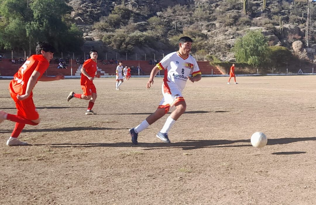 FÚTBOL LIGA – 11º FECHA: EL SANTO FESTEJÓ POR LA “MÍNIMA” EN CALLE CAMINITO