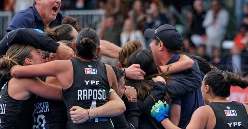 EN LOS PENALES, LAS LEONAS ARGENTINAS SE CORONARON CAMPEONAS  DEL MUNDO DE HOCEKY
