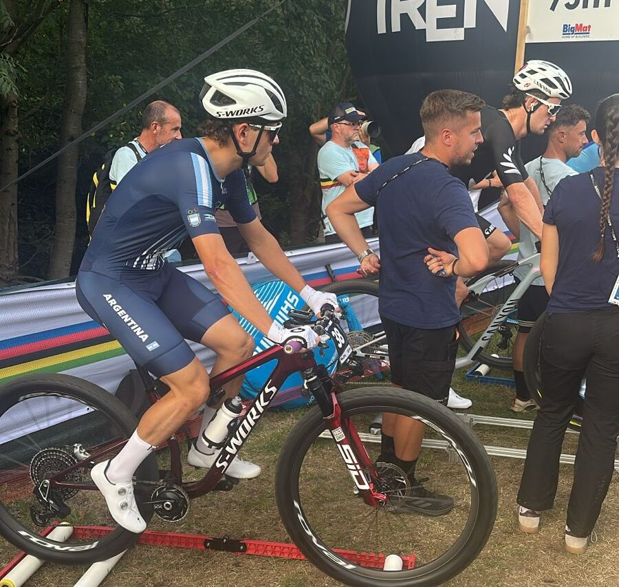 ITALIA: AGUSTÍN DURÁN SE PRESENTA EN EL MUNDIAL DE MOUNTAIN BIKE