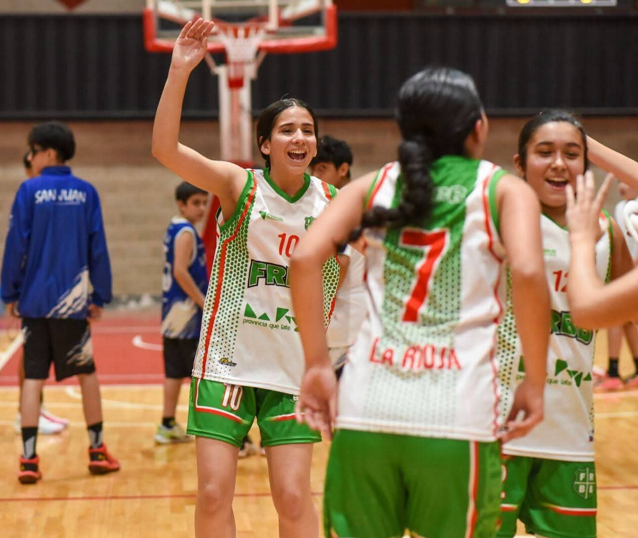 BASQUET ARGENTINO: BENICIO SABANES Y CLARITA RIVERO SE DESTACARON EN LOS SELECCIONADOS U.13