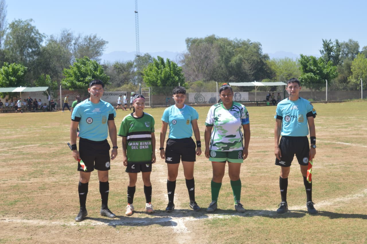 FÚTBOL FEMENINO: ANGUINÁN Y LOS CHUYOS, A MANO EN LA FINAL DE IDA