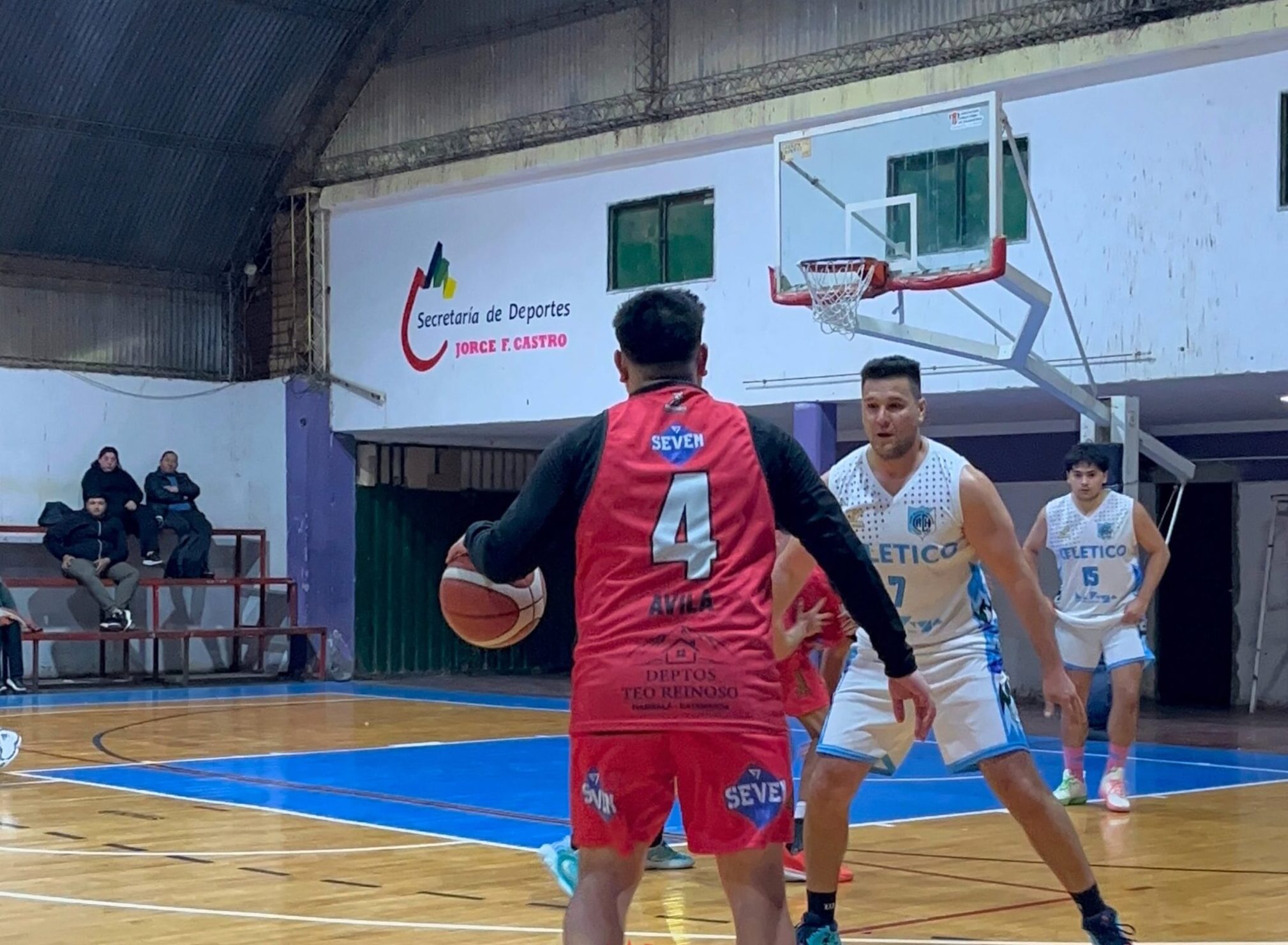 BÁSQUET CHILECITEÑO: JORNADA DE CUATRO PARTIDOS EN EL POLIDEPORTIVO