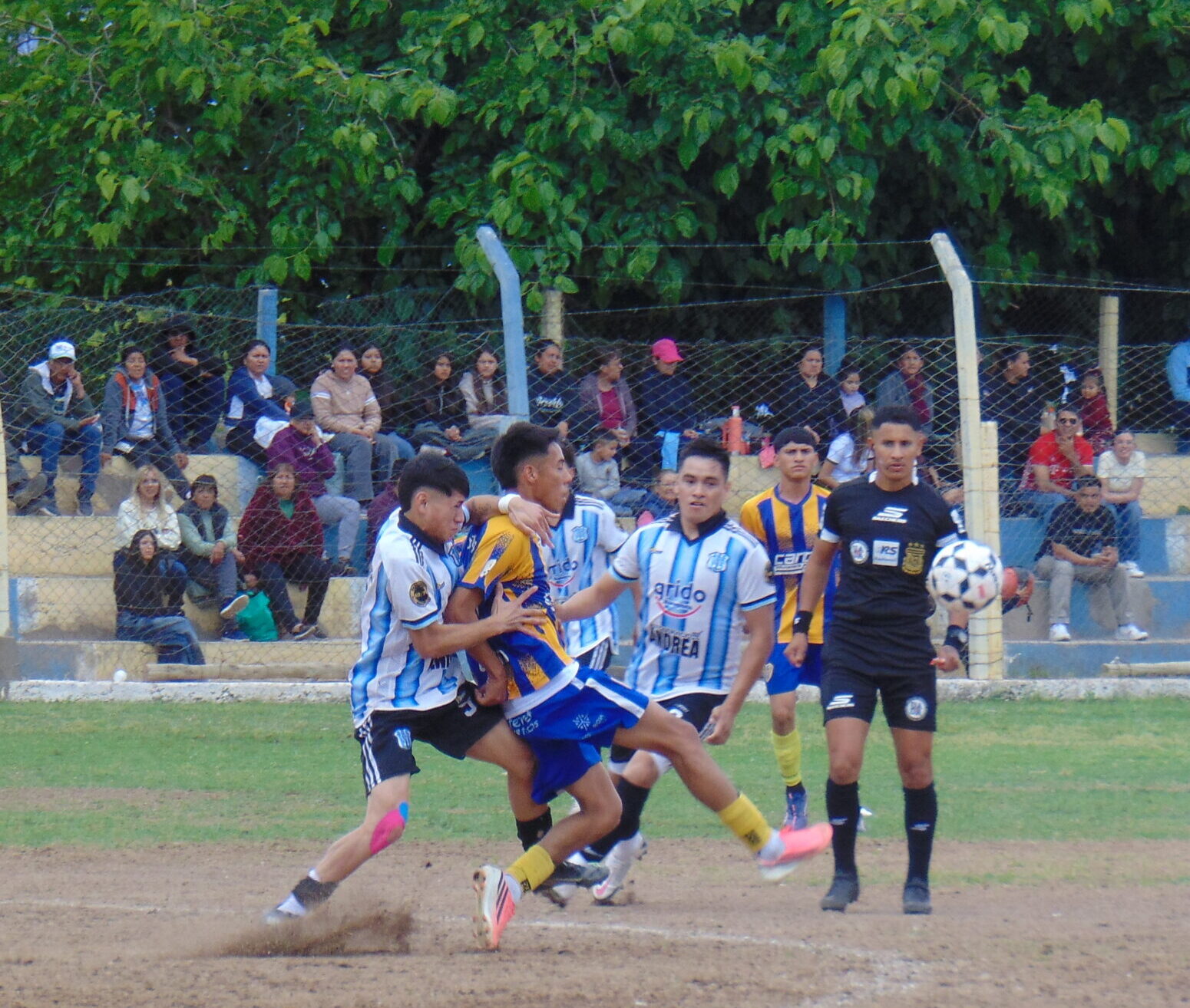 FÚTBOL CHILECITEÑO: EL DEFE SE IMPUSO POR LA “MÍNIMA” ANTE JOAQUÍN