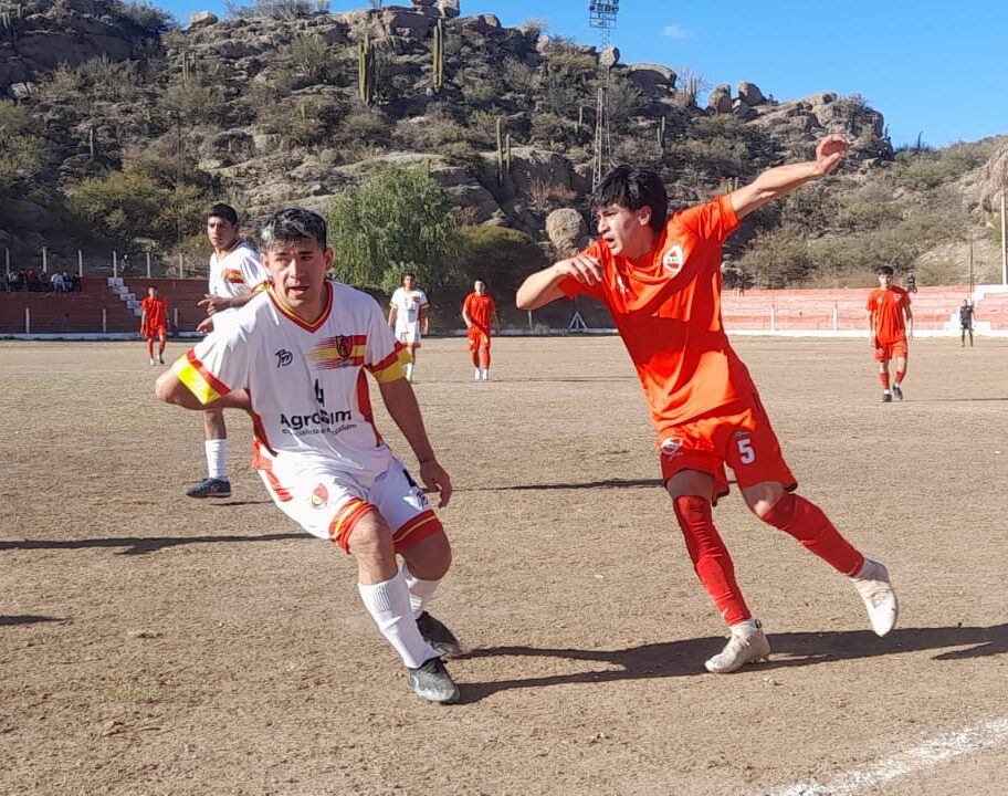 FÚTBOL CHILECITEÑO: EL SANTO CON VENTAJA SOBRE INDEPENDIENTE, DEFINEN EL PRIMER REPECHAJE