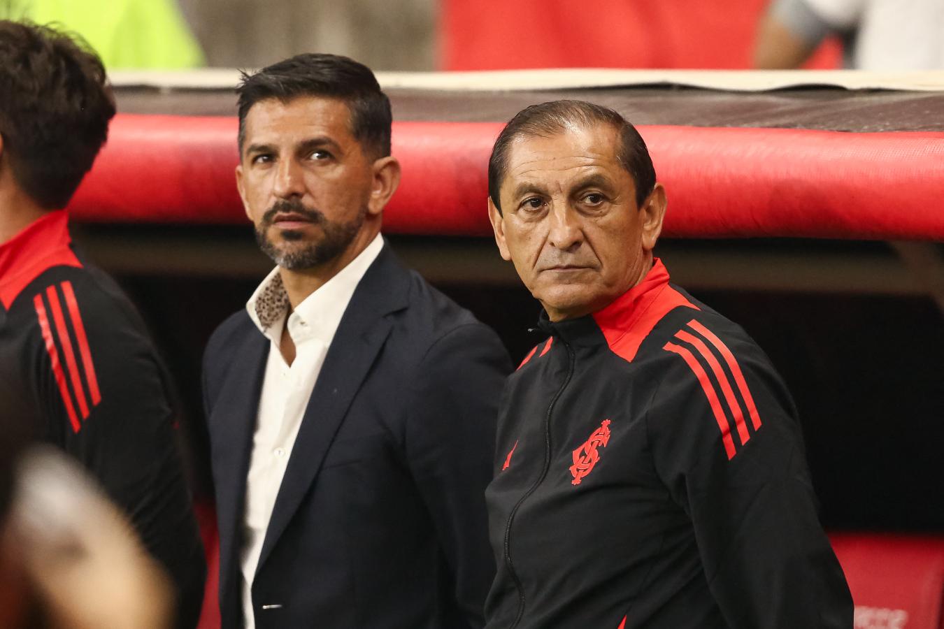 RAMÓN DÍAZ DIJO QUE NADIE SE COMUNICÓ DE RIVER